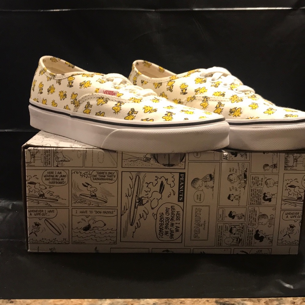 Peanuts/Woodstock Vans